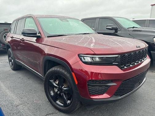 2022 Jeep Grand Cherokee Altitude