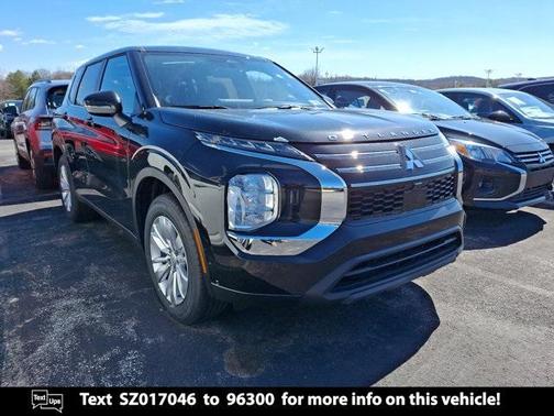 2025 Mitsubishi Outlander ES
