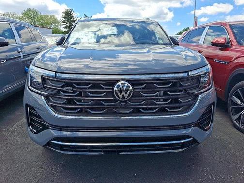 2025 Volkswagen Atlas Cross Sport 2.0T SEL Premium R-Line