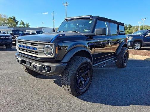 2022 Ford Bronco Black Diamond