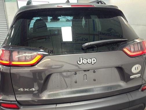 2022 Jeep Cherokee Latitude Lux