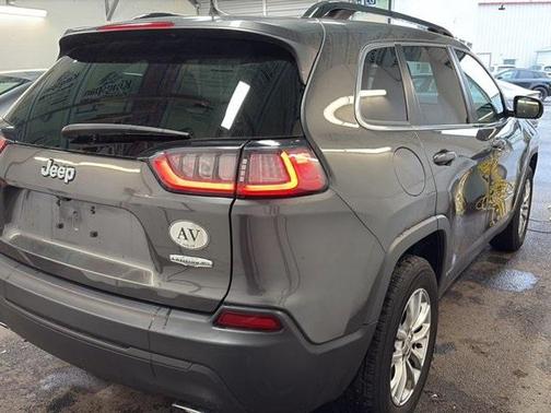 2022 Jeep Cherokee Latitude Lux