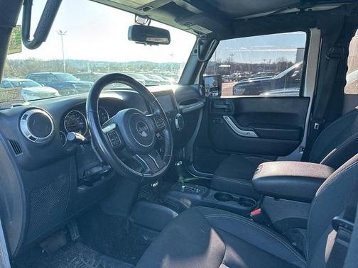 2018 Jeep Wrangler JK Sahara