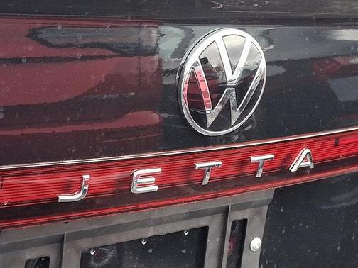 2026 Volkswagen Jetta 1.8T SE