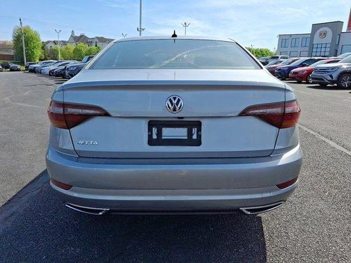 2019 Volkswagen Jetta 1.4T R-Line