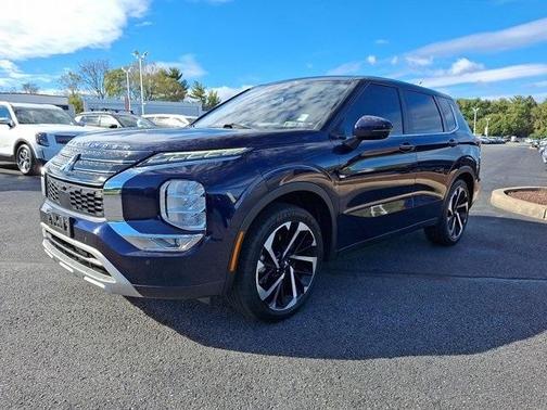2022 Mitsubishi Outlander SE