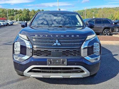 2022 Mitsubishi Outlander SE