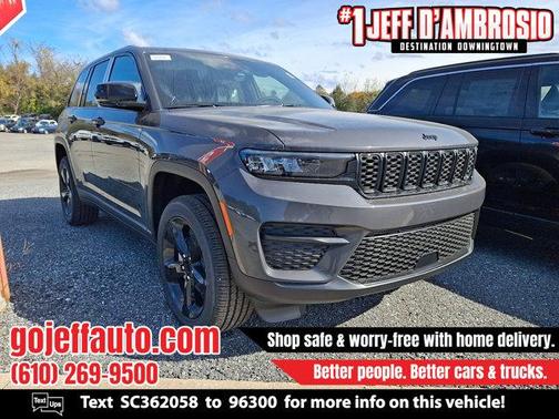 2025 Jeep Grand Cherokee Laredo