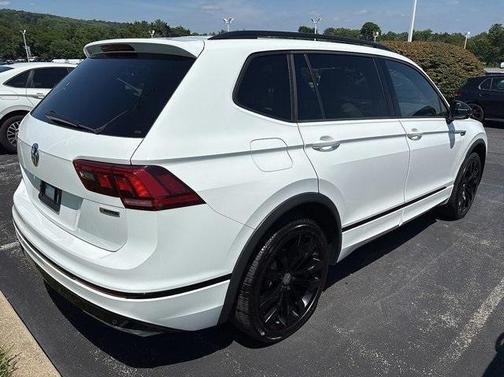 2021 Volkswagen Tiguan 2.0T SE R-Line Black