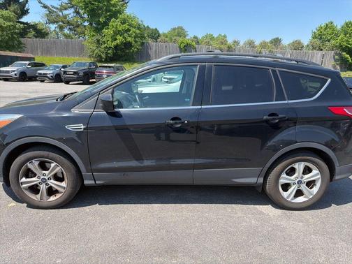 Shadow Black 2016 Ford Escape SE