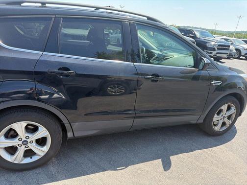 Shadow Black 2016 Ford Escape SE