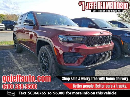 2025 Jeep Grand Cherokee Laredo