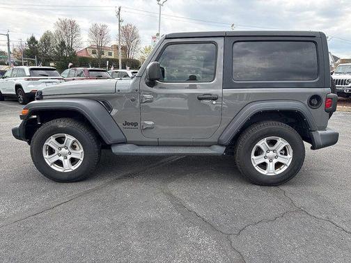 Sting Gray Clearcoat 2022 Jeep Wrangler Sport