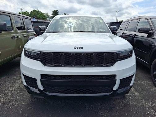 2025 Jeep Grand Cherokee L Laredo