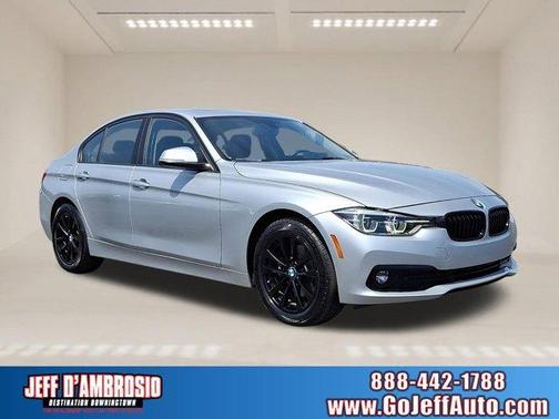 Glacier Silver Metallic 2018 BMW 320 i xDrive