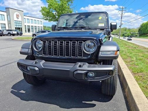 2025 Jeep Wrangler 4xe Sport