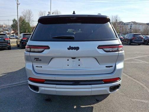 2024 Jeep Grand Cherokee L Summit