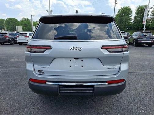2023 Jeep Grand Cherokee L Laredo