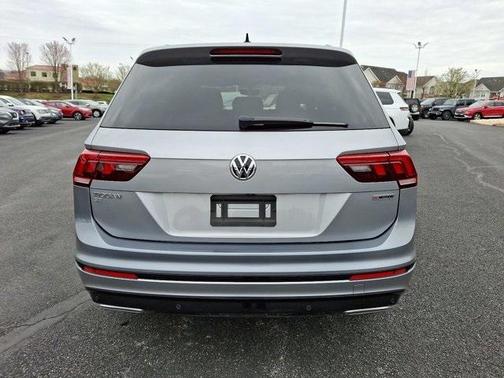 2021 Volkswagen Tiguan 2.0T SE R-Line Black