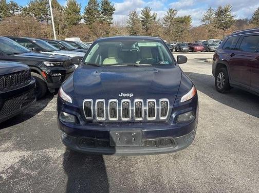 2016 Jeep Cherokee Sport
