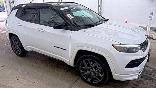 Bright White Clearcoat 2024 Jeep Compass Limited