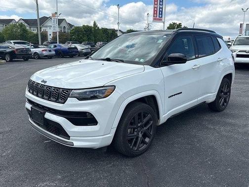 Bright White Clearcoat 2024 Jeep Compass Limited