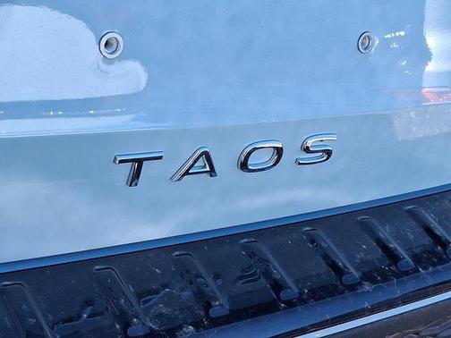 2025 Volkswagen Taos 1.5T SEL