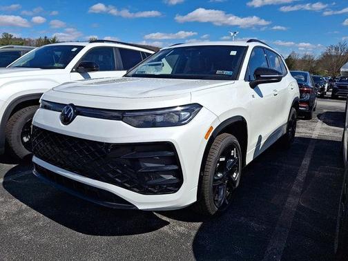 Opal White Pearl 2026 Volkswagen Tiguan 2.0T SE R-Line Black
