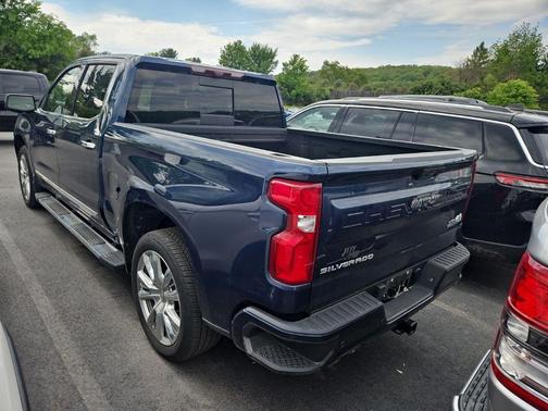Northsky Blue Metallic 2022 Chevrolet Silverado 1500 High Country