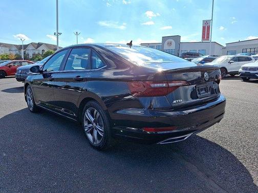 2021 Volkswagen Jetta 1.4T R-Line