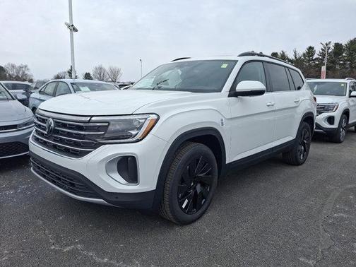 2025 Volkswagen Atlas 2.0T SE