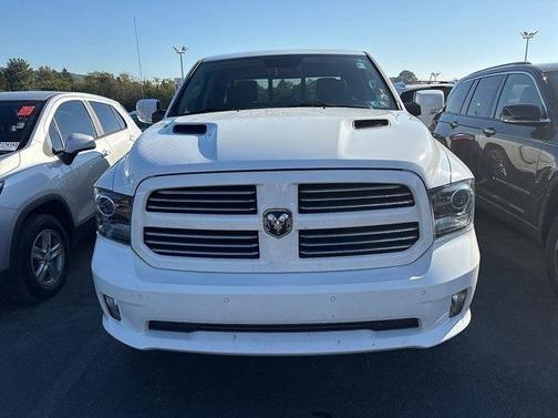 2016 RAM 1500 Sport