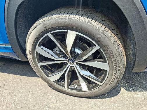 2025 Volkswagen Atlas 2.0T SEL Premium R-Line