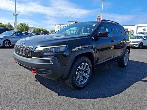 2022 Jeep Cherokee Trailhawk