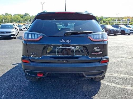 2022 Jeep Cherokee Trailhawk