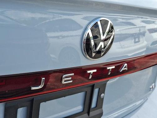 Gray 2026 Volkswagen Jetta 1.5T SE