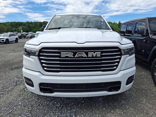 Bright White Clearcoat 2026 RAM 1500 Laramie