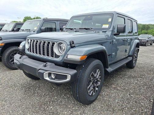Anvil Clearcoat 2026 Jeep Wrangler Sahara