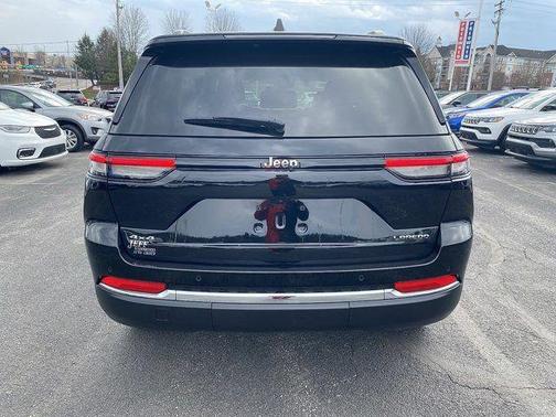 2023 Jeep Grand Cherokee Laredo