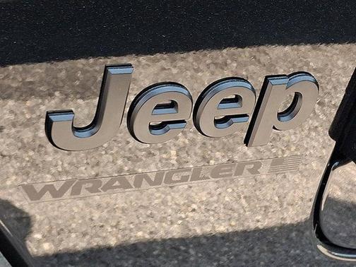 Black Clearcoat 2026 Jeep Wrangler Sport
