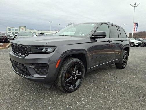 2023 Jeep Grand Cherokee Altitude