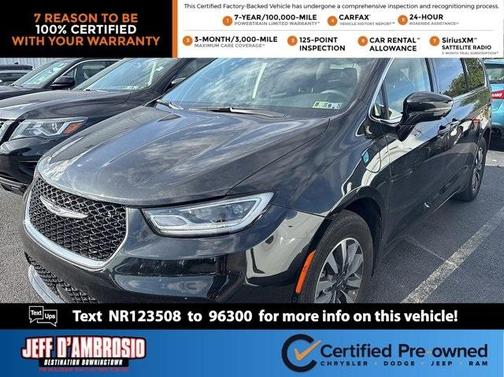 2022 Chrysler Pacifica Hybrid Touring L