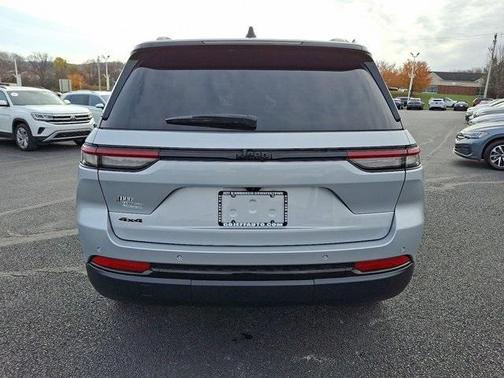 2022 Jeep Grand Cherokee Altitude