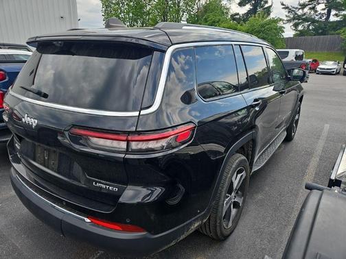 Diamond Black 2023 Jeep Grand Cherokee L Limited
