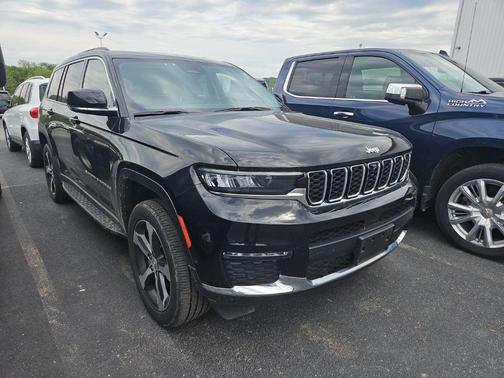 Diamond Black 2023 Jeep Grand Cherokee L Limited