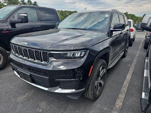 Diamond Black 2023 Jeep Grand Cherokee L Limited