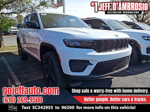 2025 Jeep Grand Cherokee Laredo
