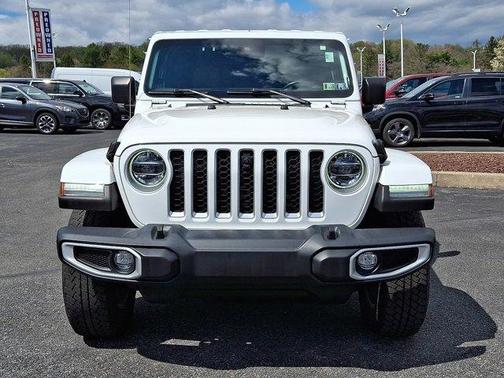 2021 Jeep Gladiator Overland