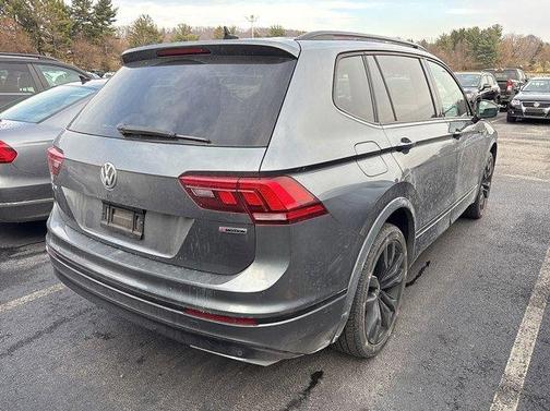 2021 Volkswagen Tiguan 2.0T SE R-Line Black