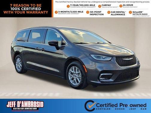 2023 Chrysler Pacifica Touring-L